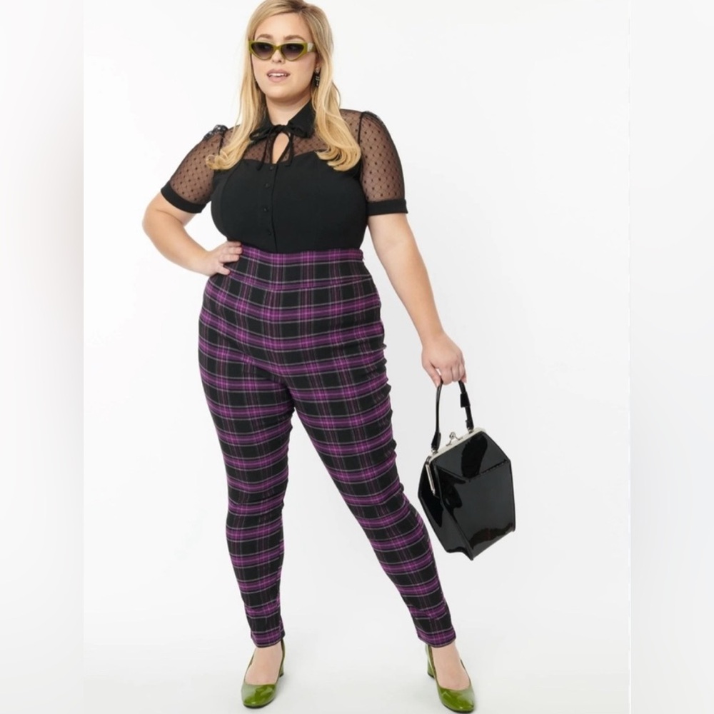 Unique Vintage 5X Purple Black Plaid tartan retro
Rizzo Cigarette Pants stretch